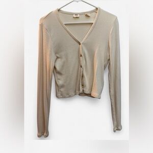 Levi's women’s Cream Ribbed Long Sleeve L cropped winter knit buttoned cardigan